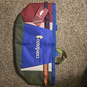 Cotopaxi 30L Gear Hauler Tote
Billbo Baggies Listing – rugged carry, simple syst